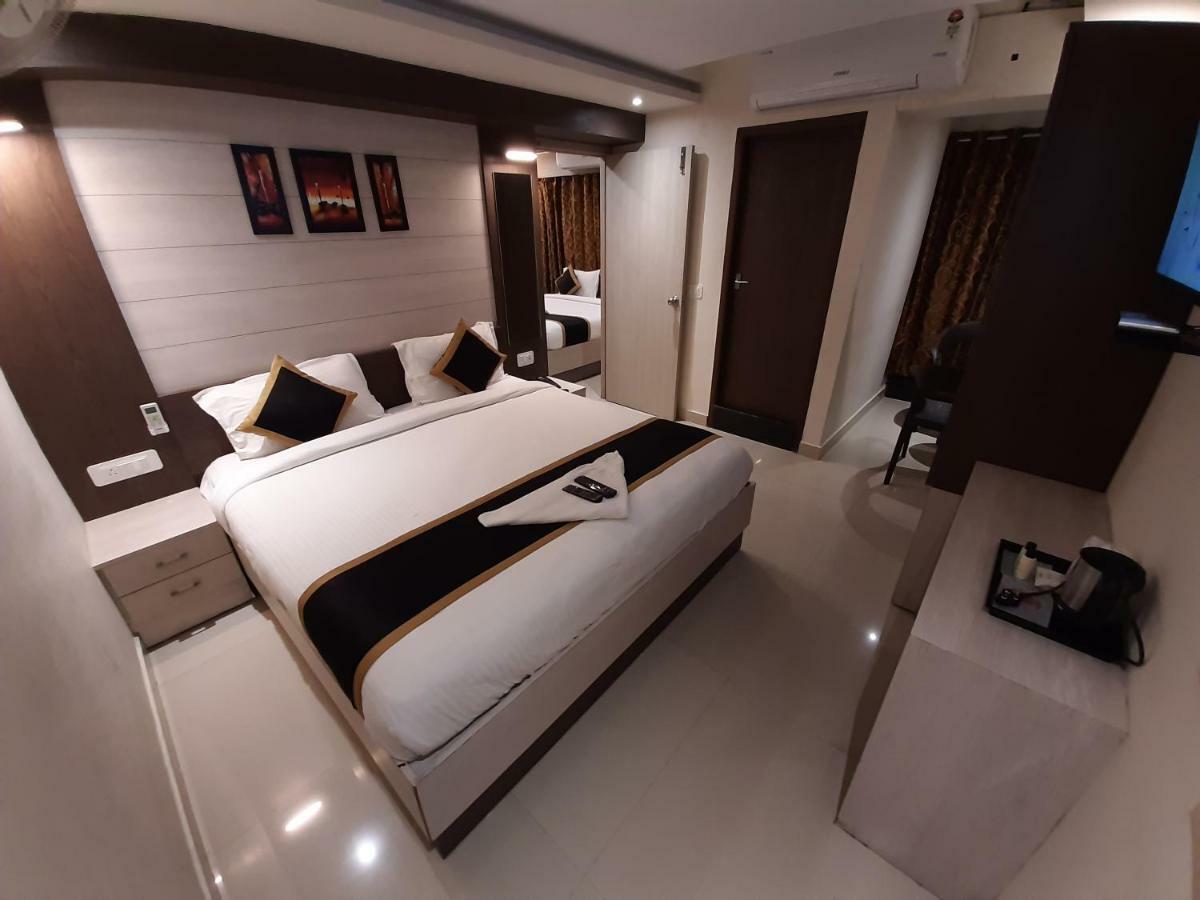 ลิซ่า รีเจนซี Hotel เชนไน ภายนอก รูปภาพ