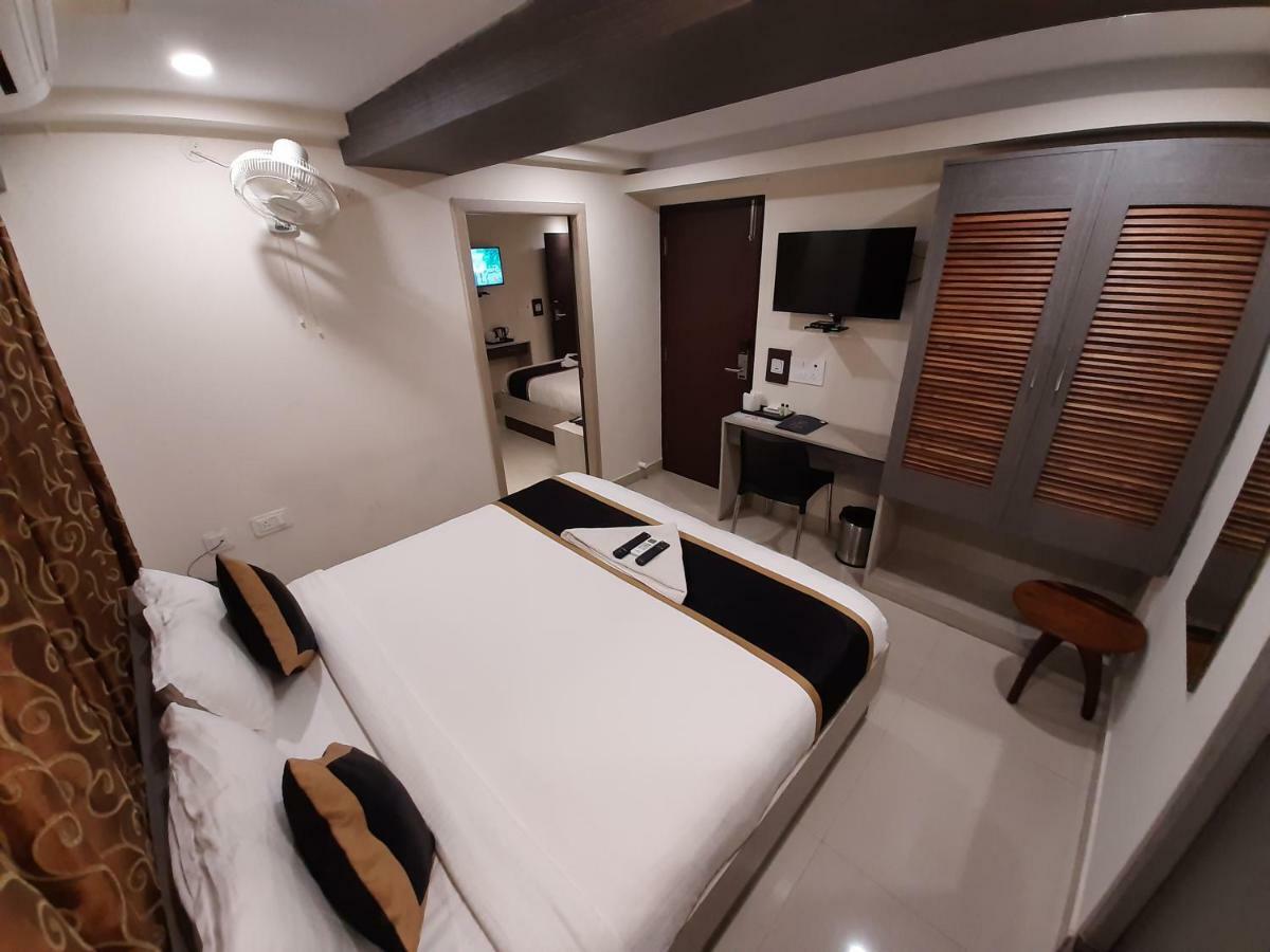 ลิซ่า รีเจนซี Hotel เชนไน ภายนอก รูปภาพ